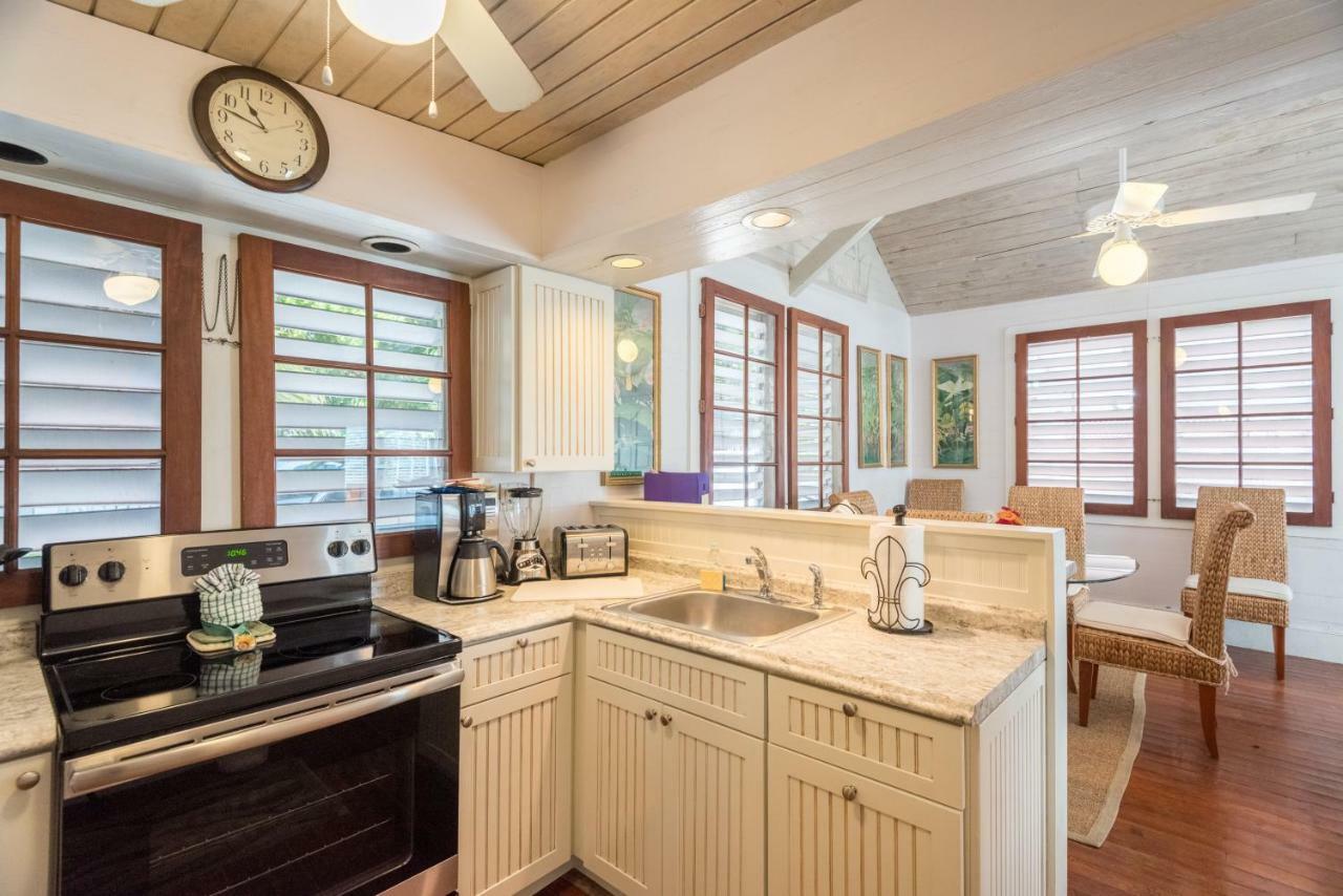 Hemingway'S View Villa Key West Exterior photo